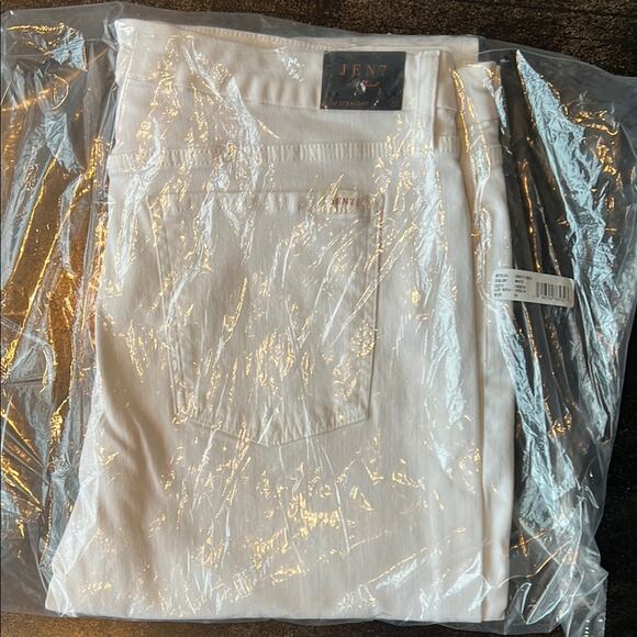 NWT Jen7 by 7 For All Mankind Slim Straight Jeans White Size 16 - Picture 3 of 5